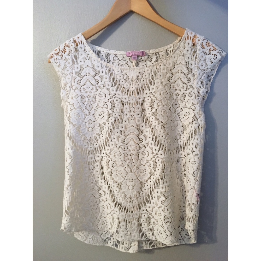 White/cream crocheted top